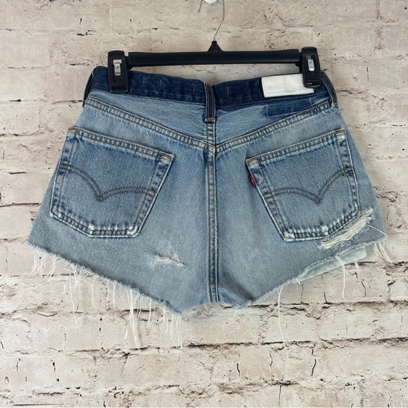 RE/DONE Levi's Women's Size 24 Two Tone Button Fly Cut Off Shorts Distressed USA - Picture 9 of 11